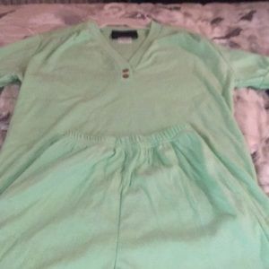 Woman’s shorts set